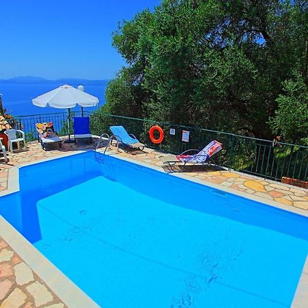 Seaview Calypso Villa Nisaki  Eksteriør bilde